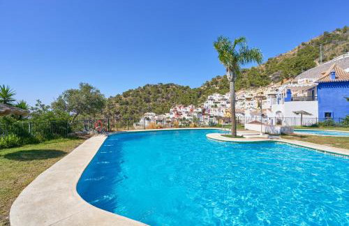 Stunning sea views pool garden - Foto 12