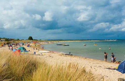 Spacious Coastal Home with Stunning Sea Views - Foto 41