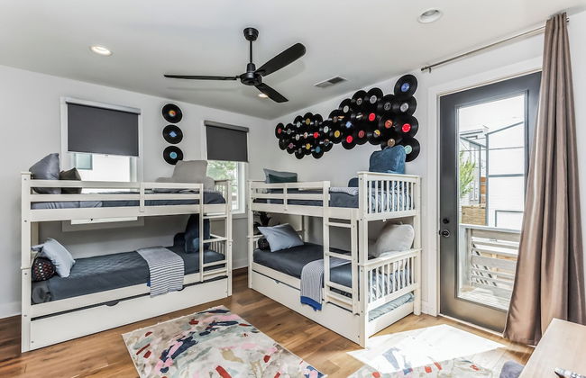 Chic Townhome for 10 W/rooftop - Foto 5