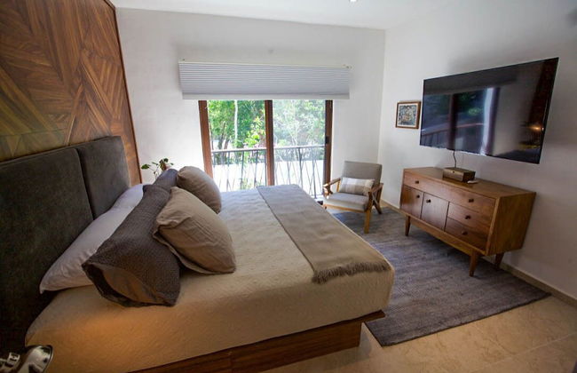 Villa Quetzal 2BR Jungle Dream with Private Pool - Photo 3