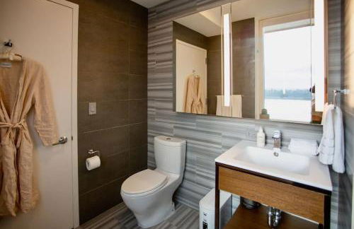 Modern Designer Stunning Hudson Views Corner Unit - Photo 21