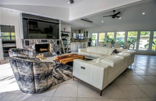 SWAYING PALM BEACH HOUSE Walk to Beach , Marina, Port, las Olas - Foto 16