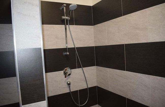 Lesany Sljk425 in Le any - Foto 33