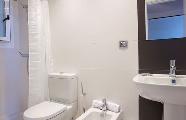 Apartamentos Senabre Palais - Photo 23