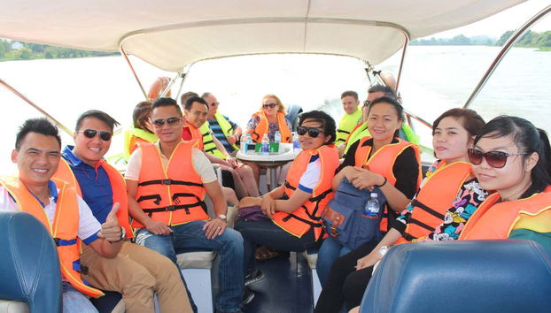 A bordo de la lancha rápida