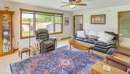 WFH-Friendly Columbiana Vacation Rental with Deck! - Foto 5