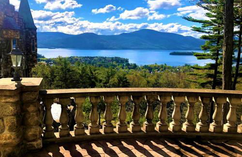 Breathtaking Cottage Rental on Castle Grounds Overlooking Lake George - Foto 60