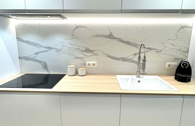 Spacious Bright Apartment Steps From the Beach i - Foto 12