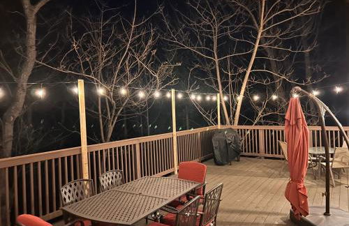 One of a Kind Rustic Log Cabin near Bryce Resort - Large Game Room - Fire Pit - Large Deck - BBQ - Foto 2