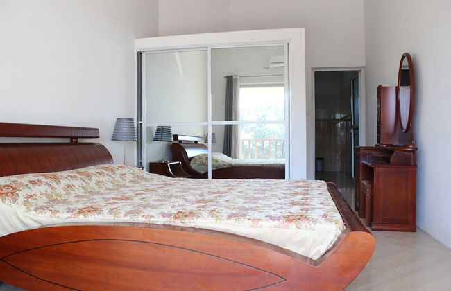 Rezz Aparthotel - Photo 8