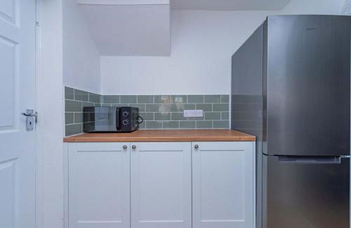 Newport - Sleeps 8 - Private Parking - Foto 17