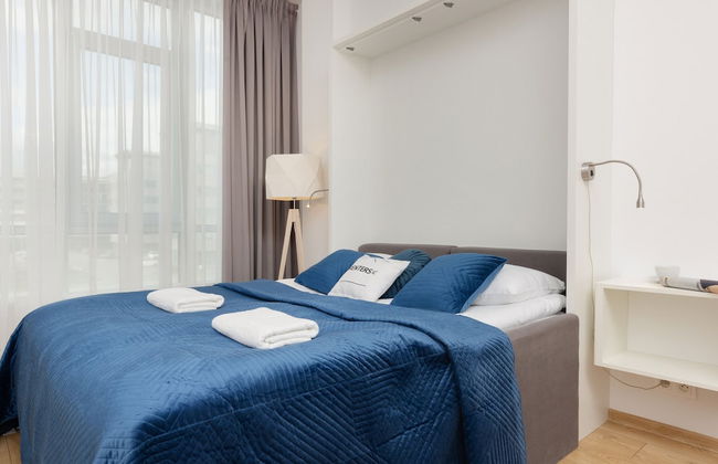 Studios 216 Jerozolimskie Ave by Renters - Photo 3