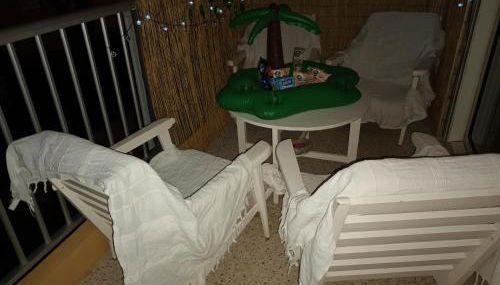 TOUT À PIED ! T3 FAMILIAL 150 m PLAGE LAVANDOU PISC PKG PRIV - Foto 3, furniture