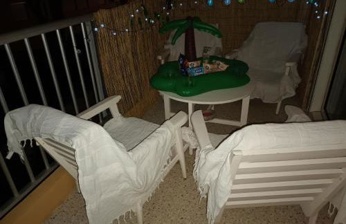 TOUT À PIED ! T3 FAMILIAL 150 m PLAGE LAVANDOU PISC PKG PRIV - Foto 3