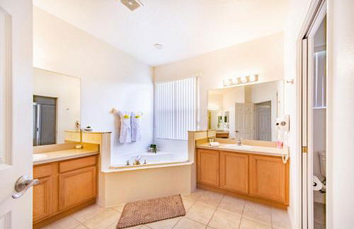 Villa Mona, 4bed pool, Hot tub,Game Room at Calabay Tower lake - Foto 60