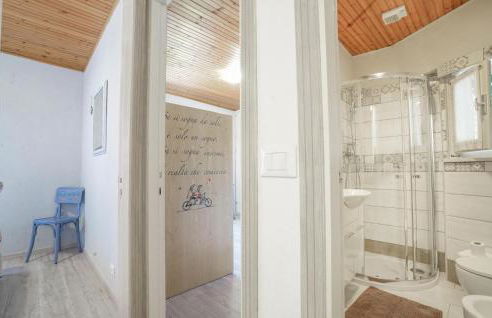 Awesome Apartment In Carro With Wifi - Foto 14