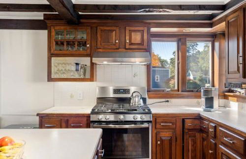 1824 Robert Manning Place|Historic Salem|Parking - Photo 14