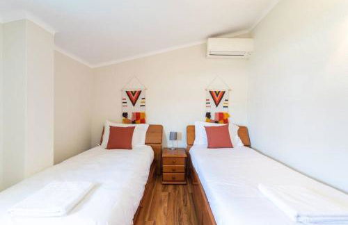 Aroeira Sunny Villa - Heated Pool extra cost - Foto 42