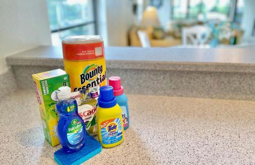 End Unit Steps from Beach Access w/ No Crazy Beach Prices - Foto 32