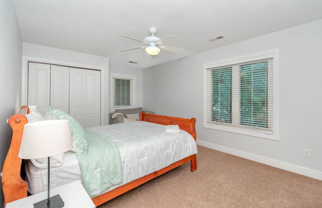 Coral Cottage- min From Beach Park With King bed - Foto 12