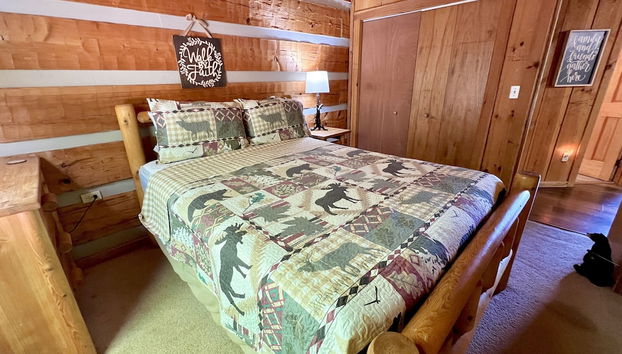 Bearadise Found 2 Bedroom Cabin by RedAwning - Foto 3, Habitación