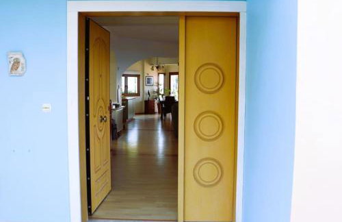 Luxury villa with stunning seaviews and pool - Foto 17