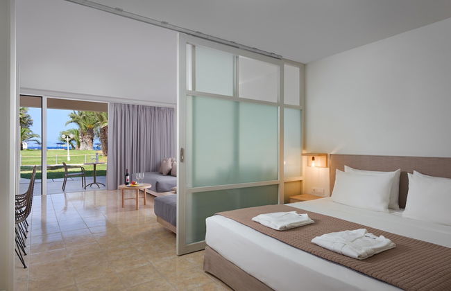 Sun Beach Resort - Photo 41