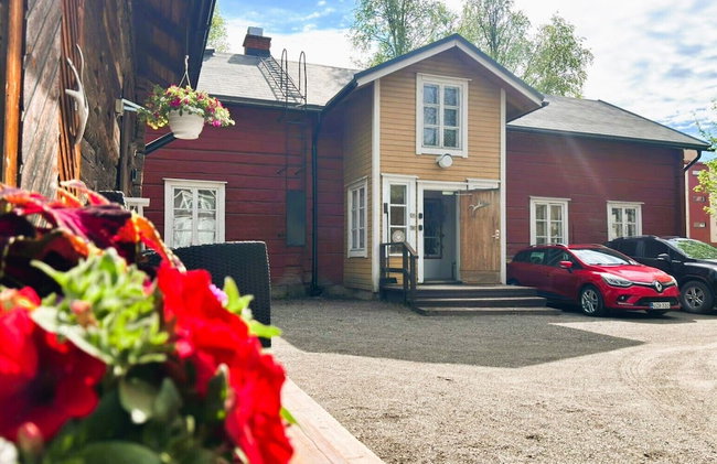 LAURI Historical Log House Manor - Foto 43