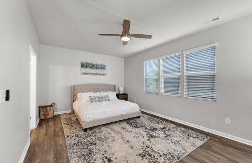 Peaceful 3BR near soccer park - Foto 11