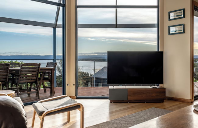 Waterline - Photo 18