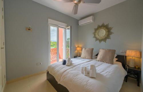 Beautiful Frontline beach Townhouse - Photo 30