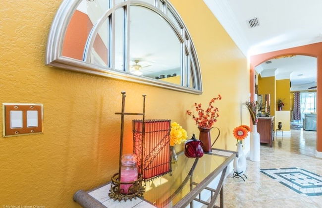 "southern Charm" 4 Bed & 2 Bath Private Pool Home 4 Bedroom Villa by RedAwning - Photo 31