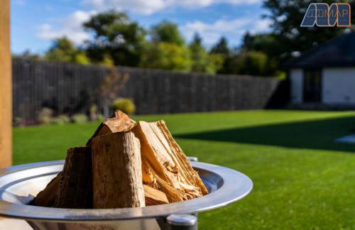 Large Family Home with Hot Tub or Jacuzzi, Log Burner - Foto 22