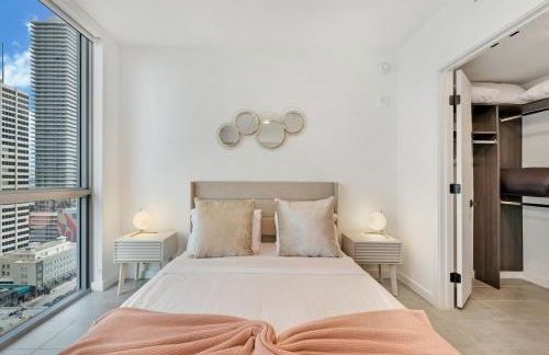 Designer Studio Downtown Miami with Rooftop Pool and Gym - Foto 5