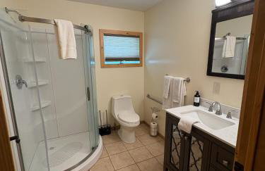 Luxury Waterfront Retreat on Black Lake - Foto 45