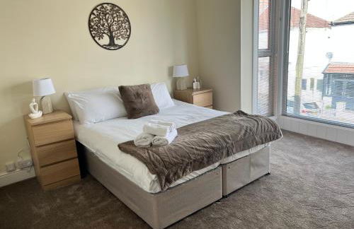 4 bedroom, sleeps 8, 30 seconds from beach, games table - Foto 15