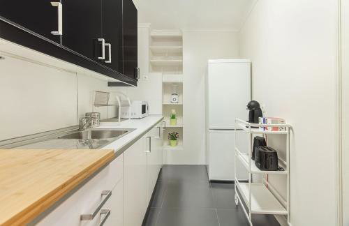 2BR at Chiado Historical Heart of Lisbon - Foto 10