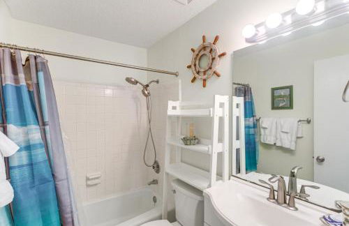 Resort-Style Condo in St Simons about 1 Mi to Pier! - Foto 14