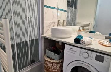 La Sirène - Loft moderne et lumineux avec vue panoramique sur Mer Méditerranée et port de plaisance - Foto 10