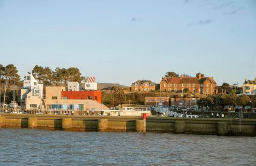 Harbour View Cottage - Photo 25