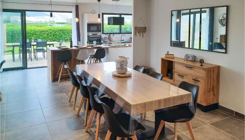 3 Bedroom Awesome Home In Plouguerneau - Foto 5