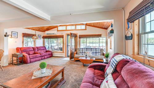 Cottage on Lamoka Lake with Deck, Grill and 3 Kayaks - Foto 5