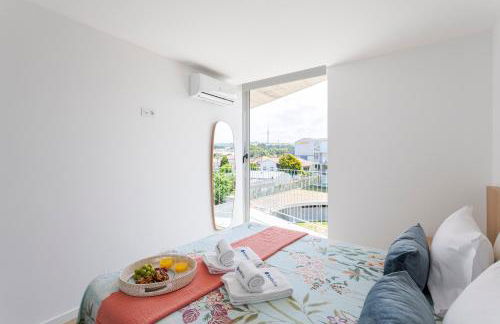 HostWise - Bright Flat with Balcony and Garage - Foto 18