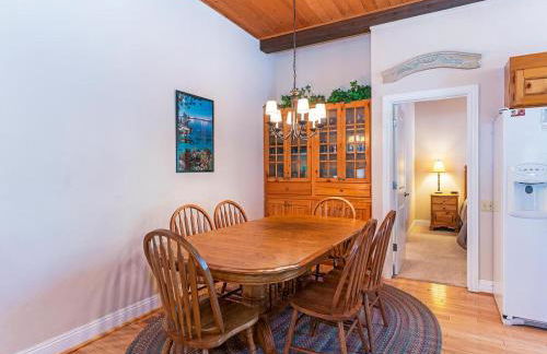 223 Forest Pines short walk to bike path and the Hyatt Casino - Foto 2