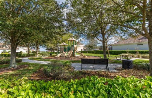 Fantastic Condo - 2 Miles from Disney Pool View Windsor Hills - Foto 85
