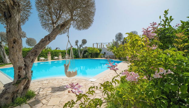 Villa Lisa with huge Pool and Garden - Happy Rentals - Foto 2, Imagen principal