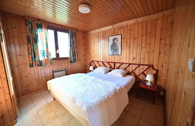 Holiday Home in Somme-leuze With Private Garden - Foto 4