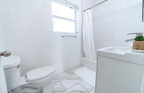 The Blue Parrot - Foto 51