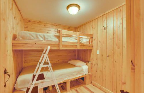 Lake Champlain Vacation Rental with Boat Dock! - Foto 32