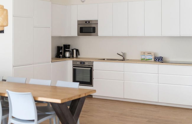 Luxurious 20-person Apartment on Ameland - Photo 11